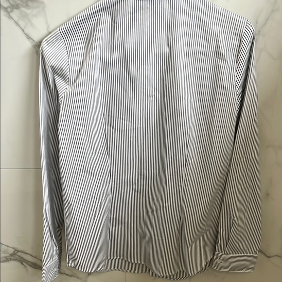 Women’s  Striped Black and White Shirt NWT - Picture 7 of 7